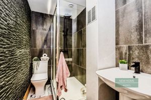 Photo 18- click for photo gallery